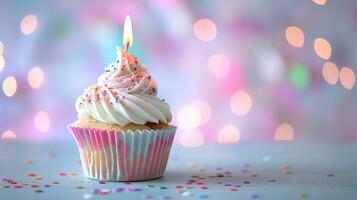ai generiert Geburtstag Cupcake mit Kerze auf Rosa Pastell- Hintergrund foto