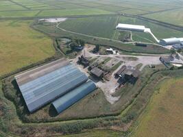 Halle von verzinkt Metall Blätter zum Lager von landwirtschaftlich Produkte foto