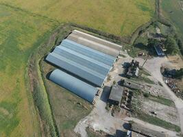 Halle von verzinkt Metall Blätter zum Lager von landwirtschaftlich Produkte foto