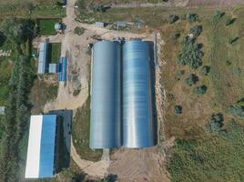 Halle von verzinkt Metall Blätter zum Lager von landwirtschaftlich Produkte foto