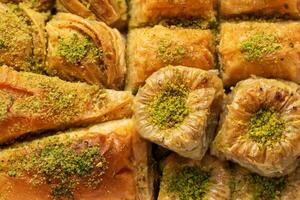 Sortiment von Türkisch Baklava Dessert foto