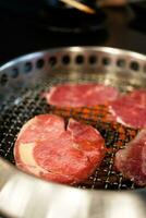 roh Rindfleisch Scheibe zum Grill foto