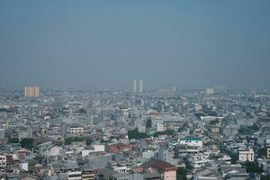 Jakarta Landschaft mit Häuser und Gebäude foto