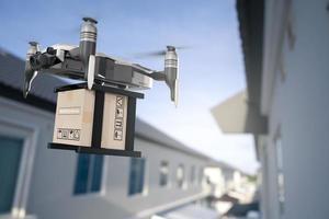 Drohnentechnologie Engineering Geräteindustrie Fliegen in der Industrielogistik Export Import Produkt Heimlieferservice Logistik Versand Transport Transport oder Auto Autoteile 3D-Rendering