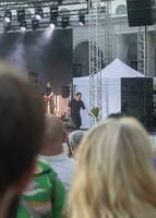 Moskau, Russland - - 28.07.2023 - - Konzert von das Felsen Band beim vdnkh Park. städtisch foto