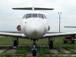 Zivil- und Militärflugzeuge im Detail foto