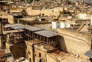 Fes, Marokko. das Gerberei Souk von Weber ist das die meisten hat besucht Teil von das 2000 Jahre alt Stadt. foto