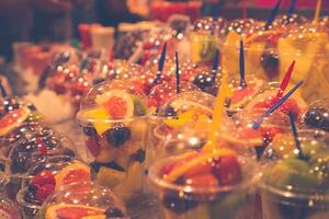 Früchte und Gemüse Stall im la Boqueria, das die meisten berühmt Markt im Barcelona. foto