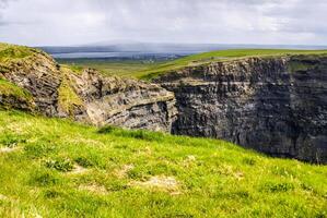 Klippen von Moher in der Grafschaft Clare, Irland foto