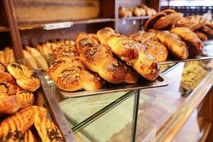 frisch gebacken Brot mit Schokolade Chips foto