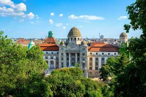 schön Gebäude im Budapest foto