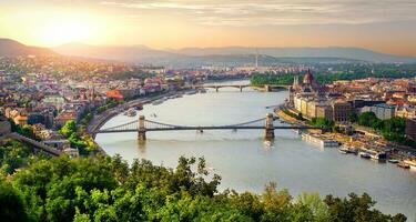 Panorama von Sommer- Budapest foto