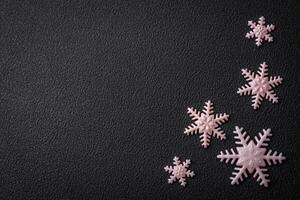 schön Winter Schneeflocken auf ein einfach Hintergrund mit Kopieren Raum foto