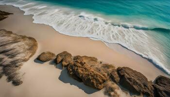 ai generiert ein Antenne Aussicht von ein Strand mit Felsen und Wasser foto