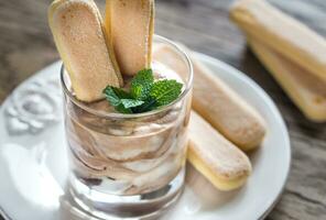 Schokolade Tiramisu im das Glas foto