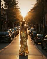 ai generiert schön jung Frau im ein lange Gelb Kleid Gehen auf das Straße beim Sonnenuntergang. ai generativ foto