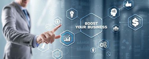 Steigern Sie Ihr Geschäft auf dem virtuellen Bildschirm. Business-Technologie Internet- und Netzwerkkonzept