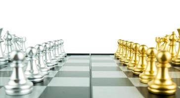 Schachbrettspielkonzept von Geschäftsideen und Wettbewerbs- und Strategieideenkonzept, Führungs- und Teamwork-Konzept für den Erfolg.