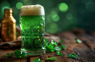 ai generiert ein fröhlich st Patrick's Tag Bier beim ein hölzern Tabelle foto