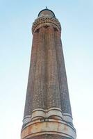 Yivli Minar Camii, geriffelt Minarett Moschee im historisch Center im Antalya foto