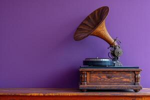 ai generiert ein analog Grammophon auf ein hölzern Horchow Stand im Vorderseite von ein lila Mauer foto