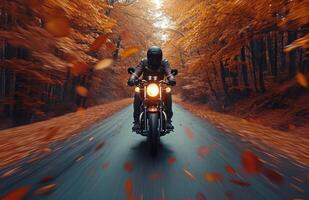 ai generiert ein Mann Reiten ein Motorrad Nieder das Straße im Herbst foto