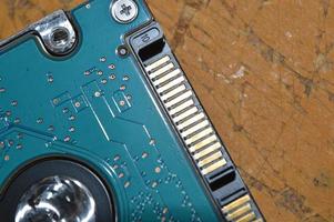Computerfestplatte für Mikroelektronik reparieren foto