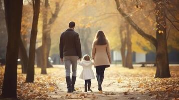 ai generiert glücklich Familie Gehen im Herbst Park. Mutter, Vater und Kinder Ausgaben Zeit zusammen. foto