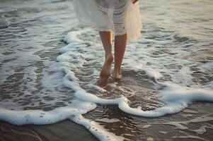 ai generiert Küsten Glückseligkeit Frau blühend durch das Strand im ein Leben und Natur Banner foto