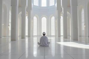 ai generiert Muslim Mann beten im das Masjid mit generativ ai foto