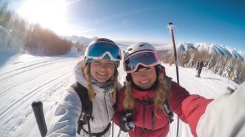 ai generativ glücklich Skifahrer Paar nehmen ein Selfie beim Ferien auf das Skilift foto