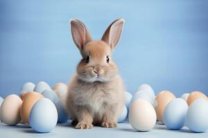 ai generiert glücklich Ostern mit Nahansicht süß Hase mit Ostern Eier auf Pastell- Blau Hintergrund. generativ ai foto