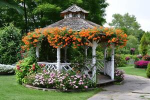 ai generiert Pavillon mit Blumen im und Garten. foto