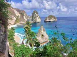 Diamant Strand auf das Insel von nusa Penida foto