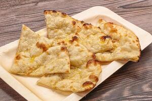 indisch Tandoori Brot - - Butter Naan foto