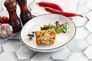 geröstet Kabeljau Fisch Steak mit Salat foto