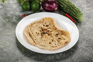 indisch traditionell tandor Brot - - Roti foto