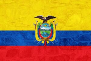 Flagge von Republik von Ecuador auf ein texturiert Hintergrund. Konzept Collage. foto