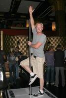 jake beschäftigt zeigen seine bewegt sich auf ein Stripper Pole gemacht durch Platin Stufen gbk mtv Film Auszeichnungen Schenken Suiten Purpur Oper los Engel, ca. kann 30, 2008 foto