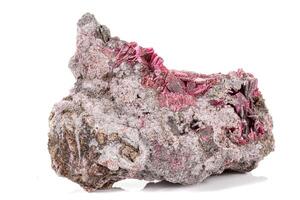 Makro Stein Mineral Wulfenit auf ein Weiß Hintergrund foto