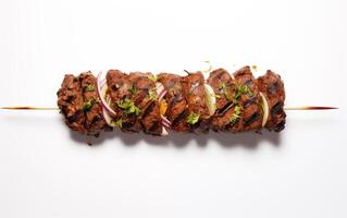 ai generiert lecker gebraten gegrillt Kebab isoliert auf Weiß Hintergrund foto