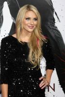 Stephanie Pratt ankommen beim das Premiere von Warner Brüder. Ninja Attentäter Graumans Chinesisch Theater los Engel, ca. November 19, 2009 foto