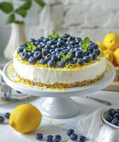 ai generiert Zitrone Blaubeere cremig Käsekuchen gekrönt mit Zitrone Zitrusschale und frisch Blaubeeren foto