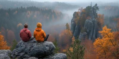 ai generiert Herbst Morgen Aussicht von ein neblig Berg Gipfel foto