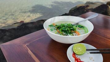 authentisch Vietnamesisch Pho, gesund Tradition Seeufer foto