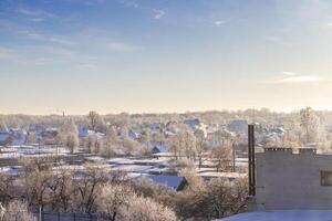 Landschaft Schuss von das Winter Dorf. Natur foto