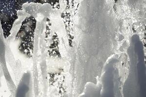 Detail von Brunnen spritzt und Sprays im Vorderseite von eyup Sultan camii Moschee, Istanbul, Truthahn foto