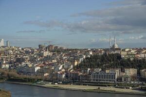 Aussicht von golden Horn gesehen von Pierre loti Hügel im eyup Kreis im Istanbul, Truthahn. foto