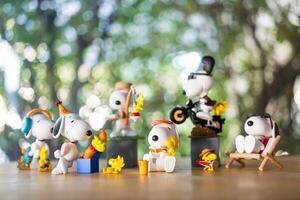 Bangkok, Thailand - - Januar 31, 2024 viele sehr süß von Pop Mart snoopy das Beste freunde Serie zahlen Spielzeug. foto