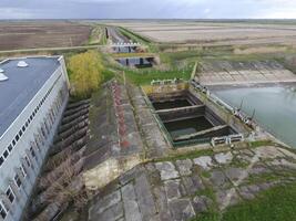 Wasser Pumpen Bahnhof von Bewässerung System von Reis Felder. Aussicht foto